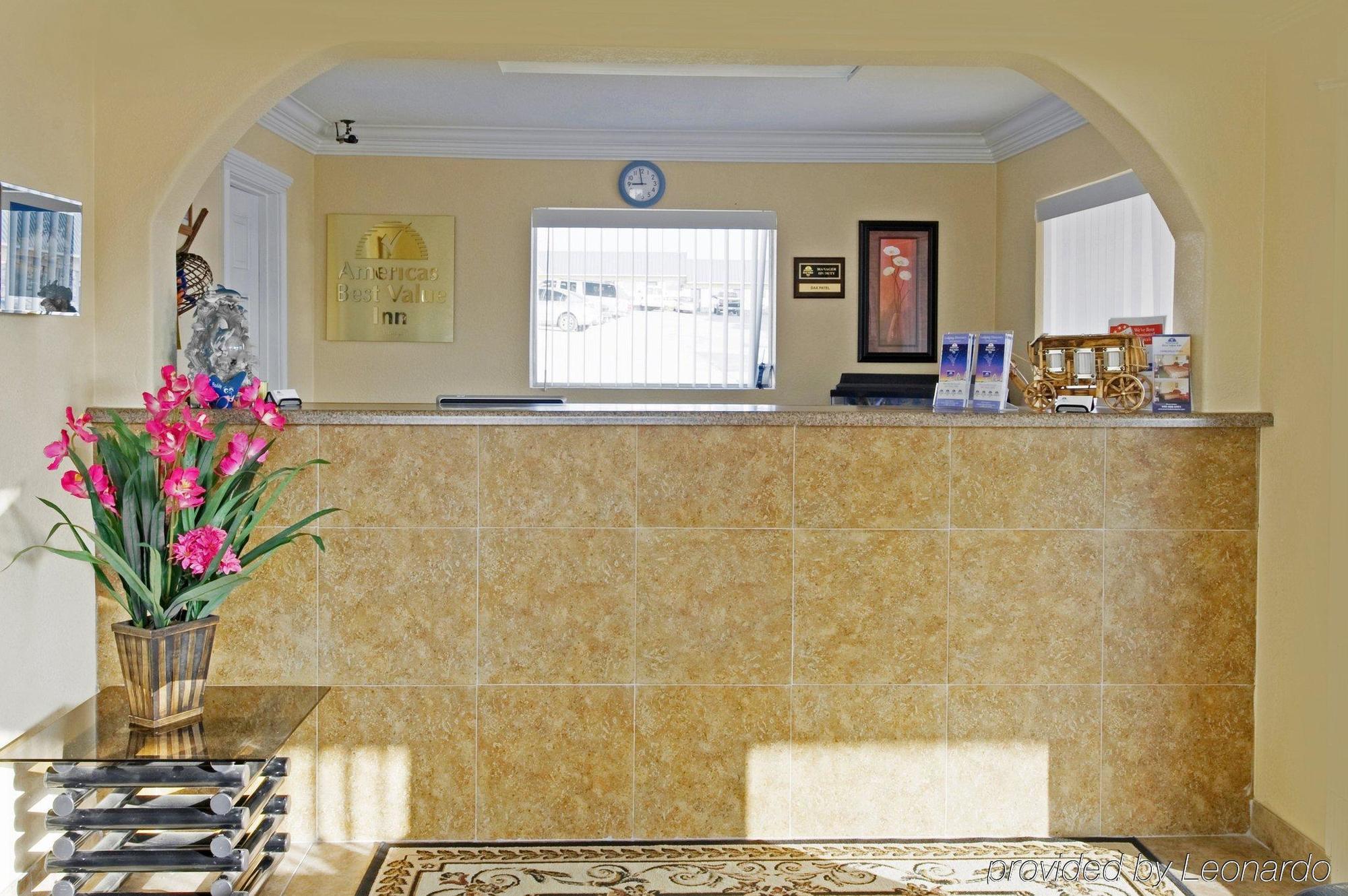 Americas Best Value Inn Gainesville Tx Interiør bilde